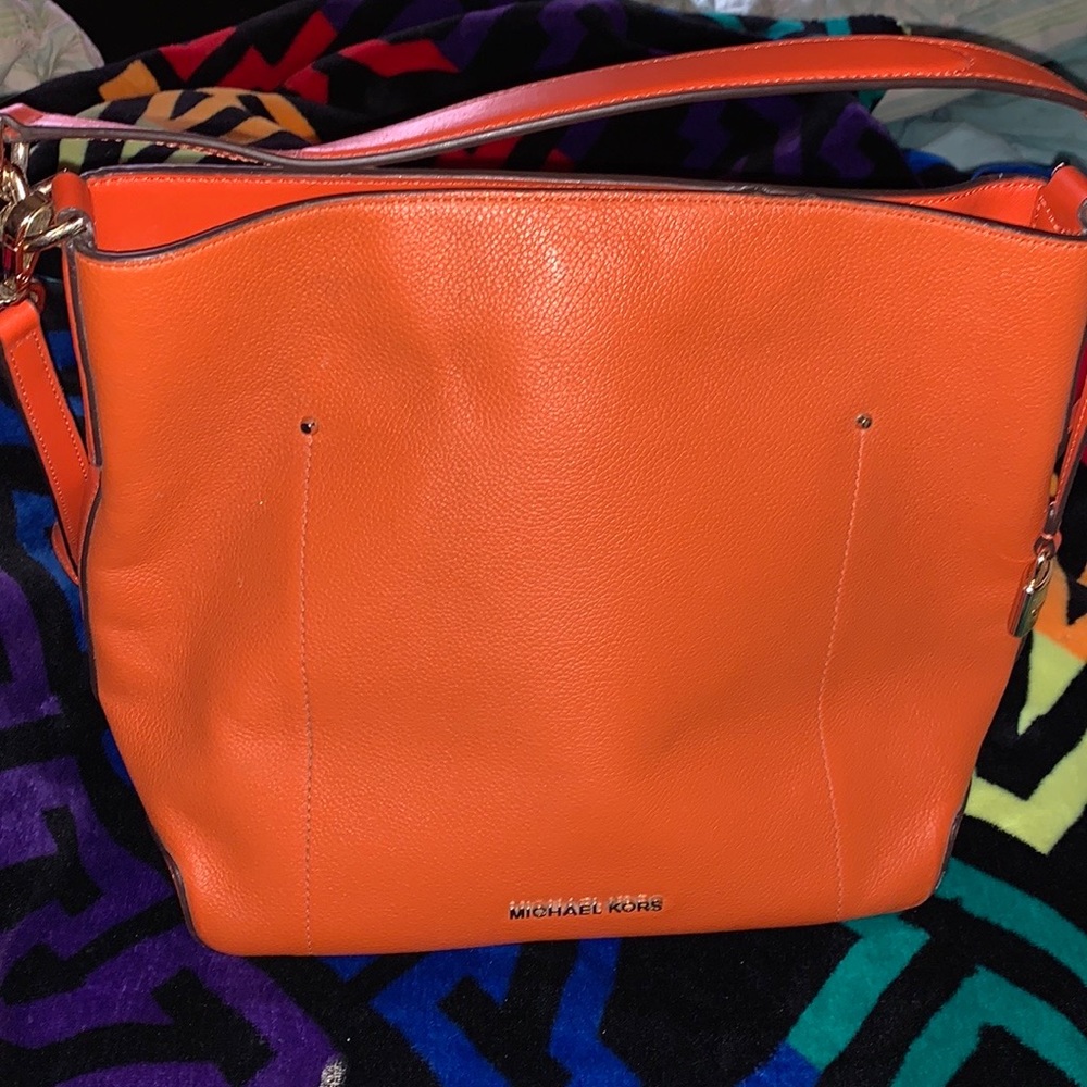 Michael Kors Hayes in persimmon